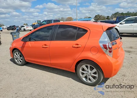 2013 Toyota Prius C Four from USA, damaged, VIN JTDKDTB3XD1031827